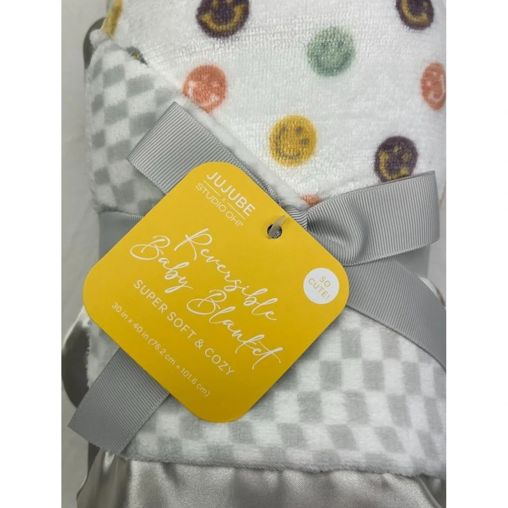 JuJuBe Smile Happy Vibe Plush Baby Blanket Silver Satin Trim Smiley Face NWT‎